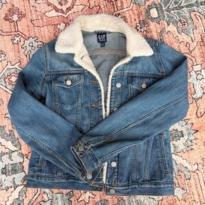 Gap Denim Sherpa trim Jacket Size S